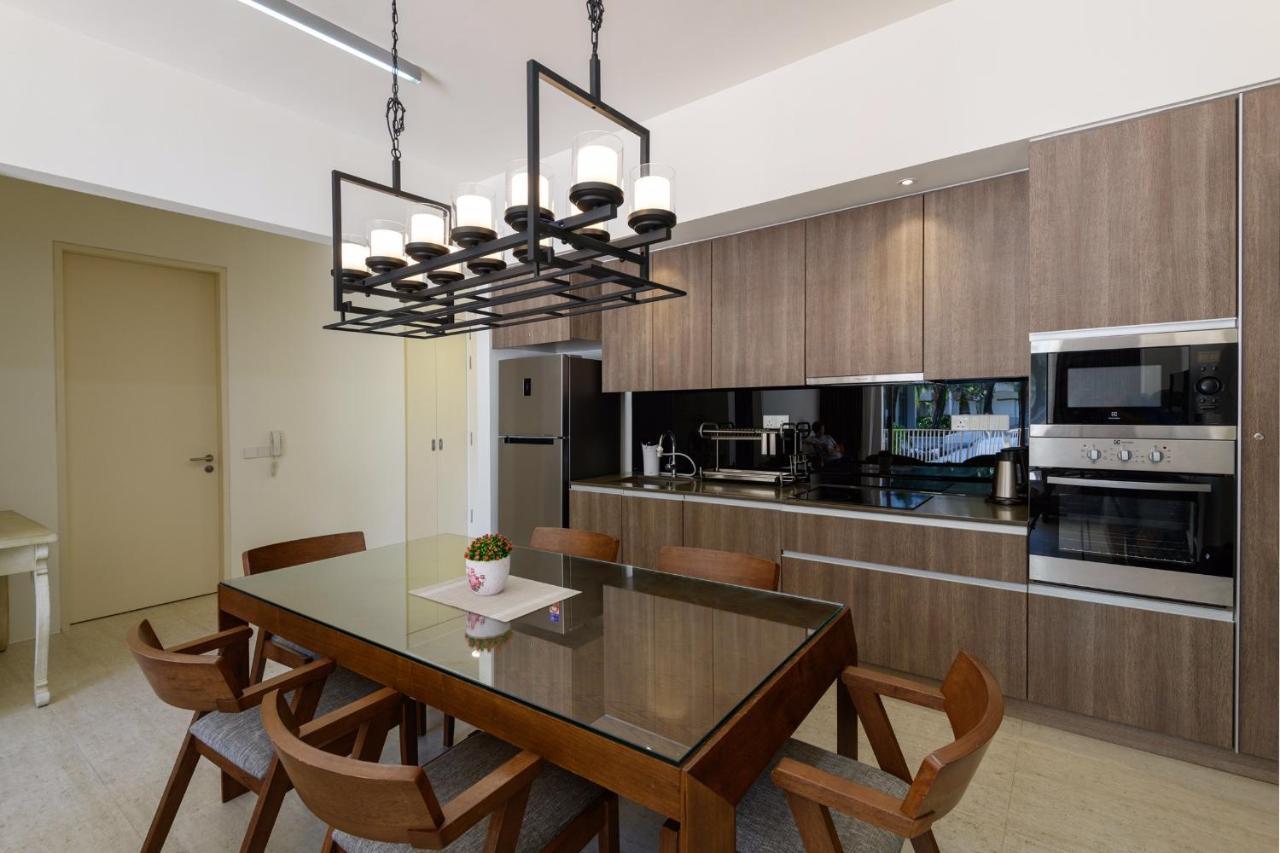 By The Sea Beach Front Apartment Batu Feringgi Luaran gambar