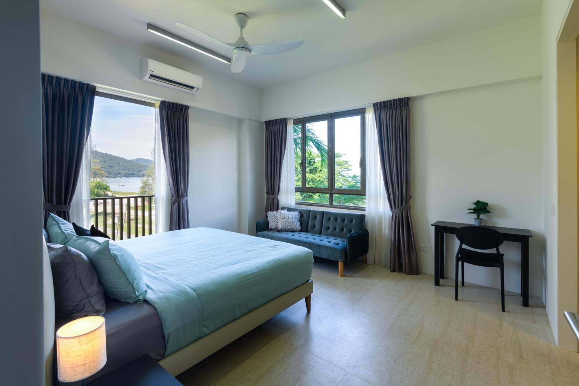 By The Sea Beach Front Apartment Batu Feringgi Luaran gambar