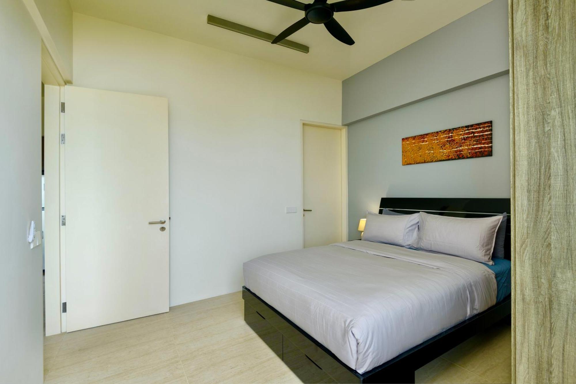 By The Sea Beach Front Apartment Batu Feringgi Luaran gambar