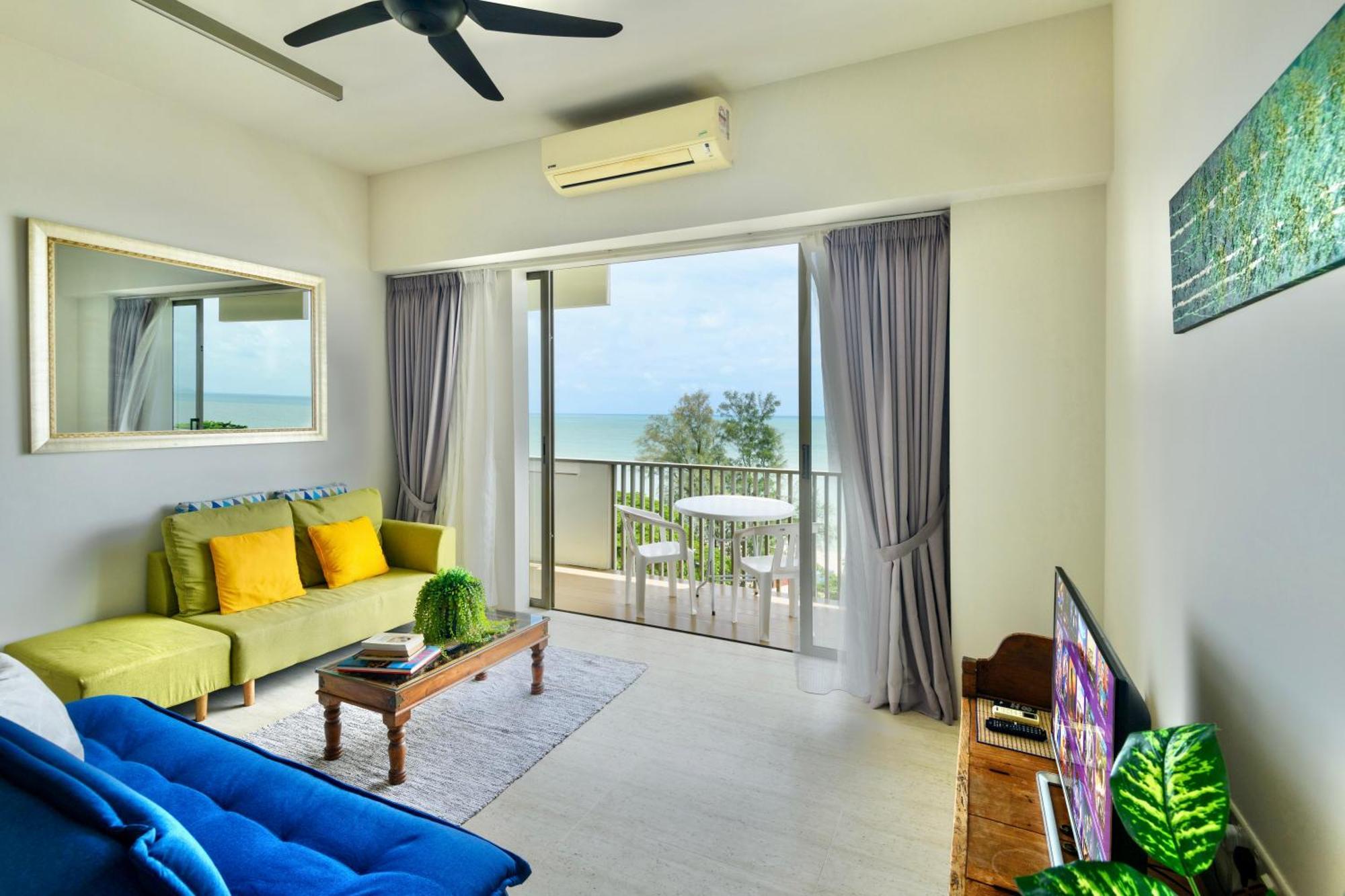 By The Sea Beach Front Apartment Batu Feringgi Luaran gambar