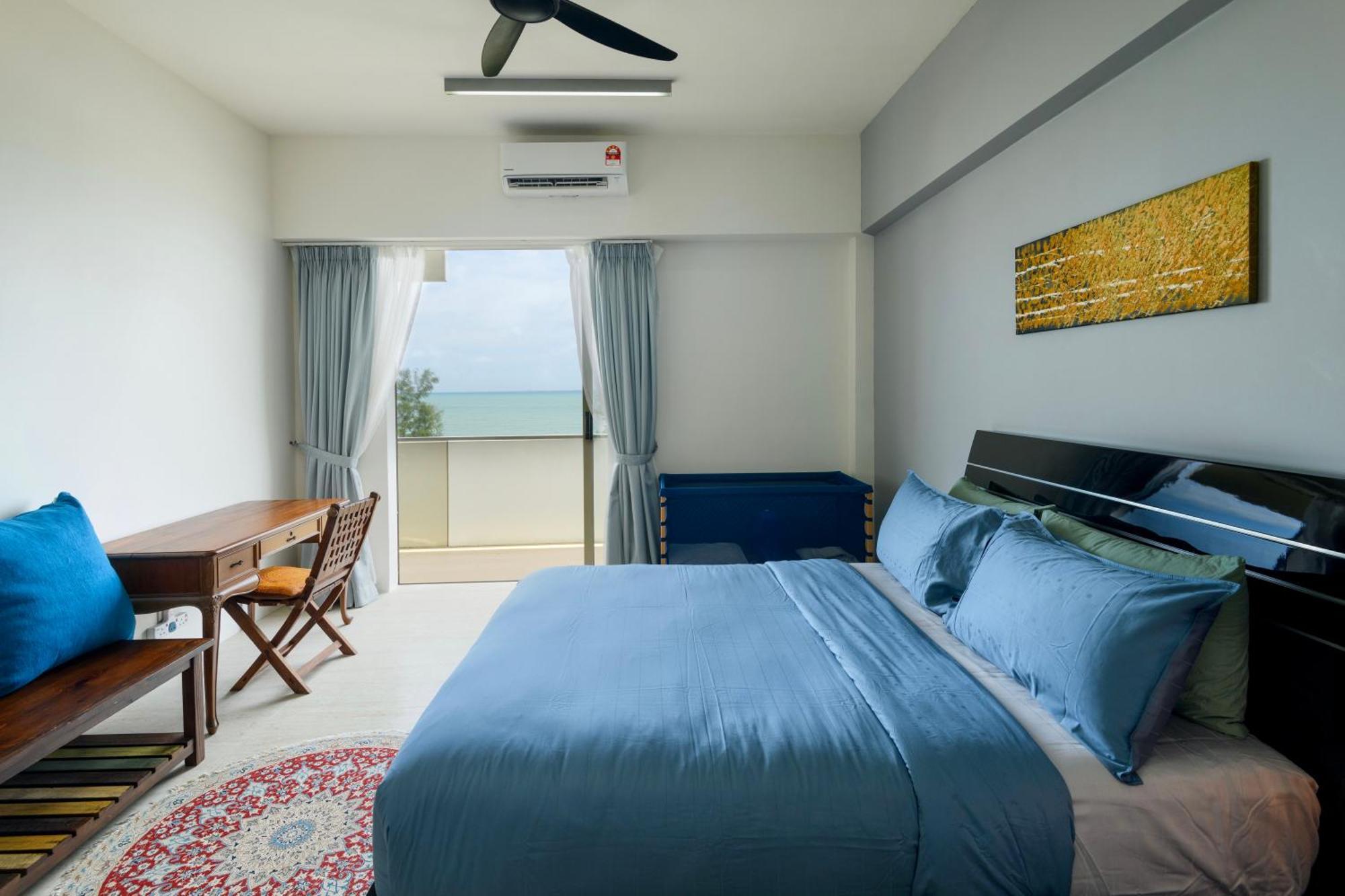 By The Sea Beach Front Apartment Batu Feringgi Luaran gambar